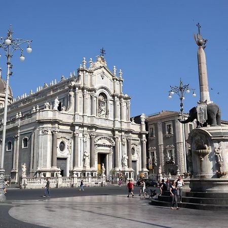 A Casa Di Alex Apartment Catania Ngoại thất bức ảnh